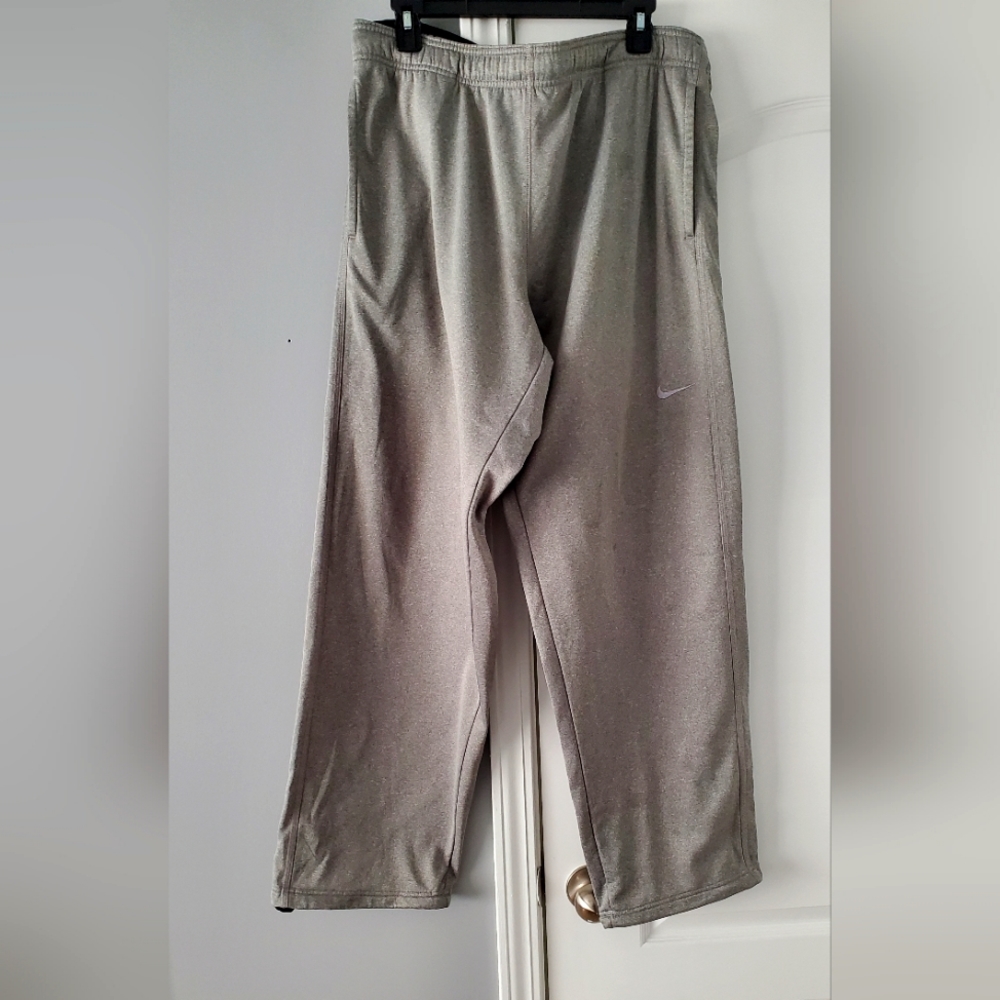 Nike Therma-Fit Sweatpants XL